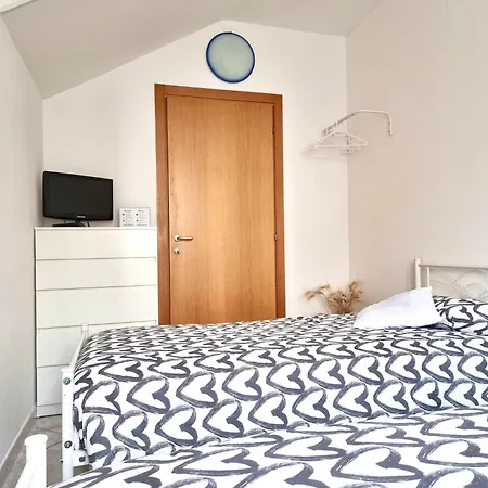 Apartment Sea -